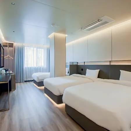 Amber Hotel Jeju-3